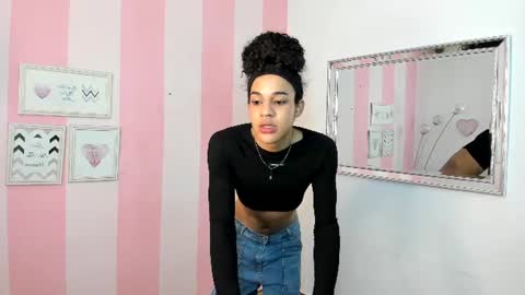 Snapshot of amaia_monroe chatting on 20, 6, 2026 amaia_monroe online show from 20, 6, 2026