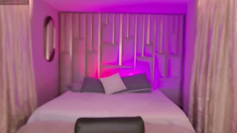 Amaia Haywood online show from 5, 2, 2026