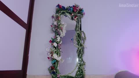 Amai  Sinclair  online show from 13, 1, 2025