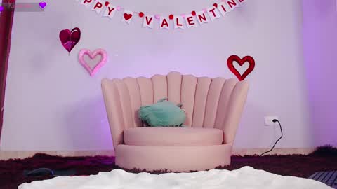 Amai  Sinclair  online show from 9, 2, 2025