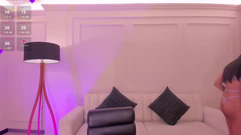 Amalia cruss online show from 22, 9, 2025