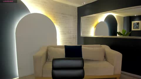 Amalia cruss online show from 1, 4, 2026