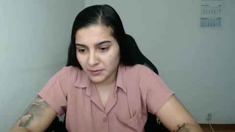 The queen of the biceps  online show from 23, 2, 2026