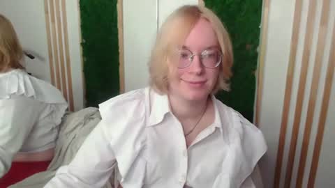 Hi im Amanda online show from 20, 6, 2026