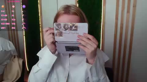 Hi im Amanda online show from 27, 6, 2026