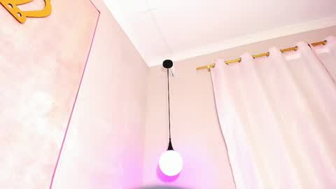 Amanda Marcuzzi  online show from 25, 10, 2025