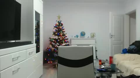 Snapshot of amanda_muller5 chatting on 20, 12, 2025 Anda .. online show from 20, 12, 2025