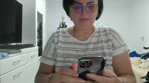 Snapshot of amanda_muller5 chatting on 21, 12, 2025 Anda .. online show from 21, 12, 2025