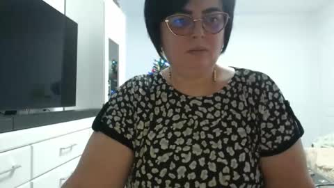 Snapshot of amanda_muller5 chatting on 5, 1, 2026 Anda .. online show from 5, 1, 2026