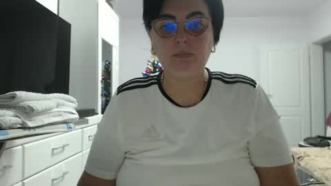 Snapshot of amanda_muller5 chatting on 15, 1, 2026 Anda .. online show from 15, 1, 2026