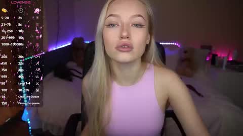 Snapshot of amandaafire chatting on 11, 10, 2025 Amanda online show from 11, 10, 2025