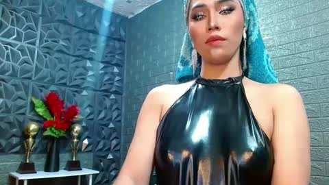 amandaleon online show from 7, 1, 2025