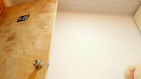 amara_brunet online show from 16, 11, 2025