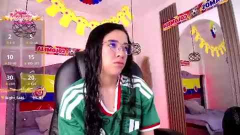 Snapshot of amara_davis1 chatting on 15, 6, 2026 amara_davis1 online show from 15, 6, 2026