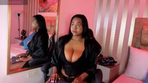 Snapshot of amara_queen_ chatting on 18, 4, 2026 Amara online show from 18, 4, 2026