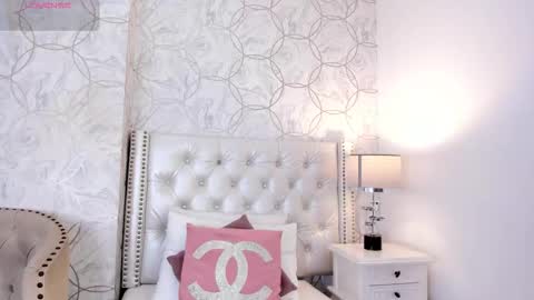 amara_rousse online show from 4, 2, 2026