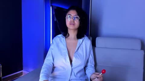 Emily online show from 18, 9, 2025