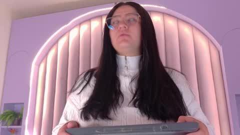 Snapshot of amatistasky__ chatting on 28, 5, 2026 AMATISTA online show from 28, 5, 2026