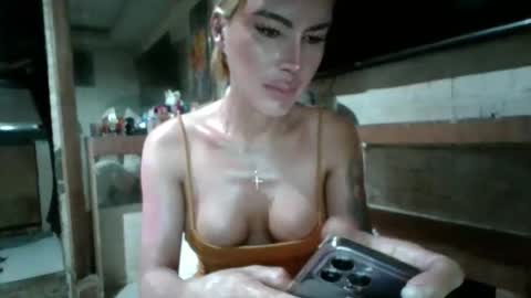 Snapshot of amazingbombshellx chatting on 17, 5, 2026 kendra online show from 17, 5, 2026