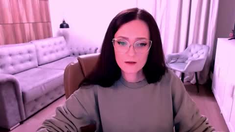 Snapshot of amazingeyes89 chatting on 4, 4, 2026 Izza online show from 4, 4, 2026