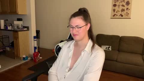 amazon_astrid online show from 25, 3, 2026