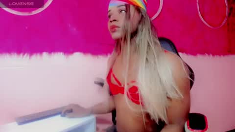 Snapshot of ambar_temptation chatting on 20, 6, 2026 ambar_temptation online show from 20, 6, 2026