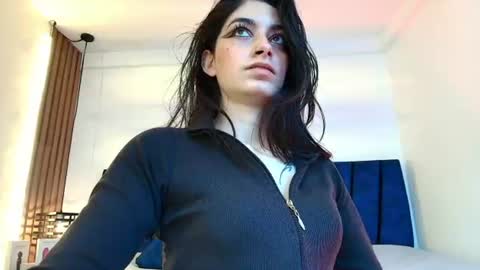 AMBAR LEE online show from 11, 7, 2026