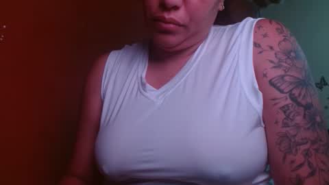 Snapshot of ambarmilf09 chatting on 17, 11, 2025 ambarmilf09 online show from 17, 11, 2025