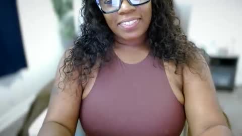 Amoya online show from 29, 10, 2025