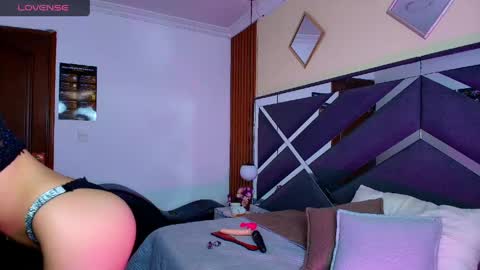 Snapshot of ambaross chatting on 14, 5, 2026 Ambar Ross online show from 14, 5, 2026