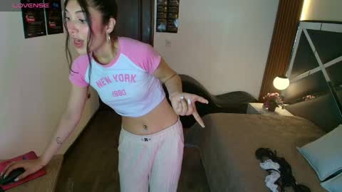 Snapshot of ambaross chatting on 22, 5, 2026 Ambar Ross online show from 22, 5, 2026