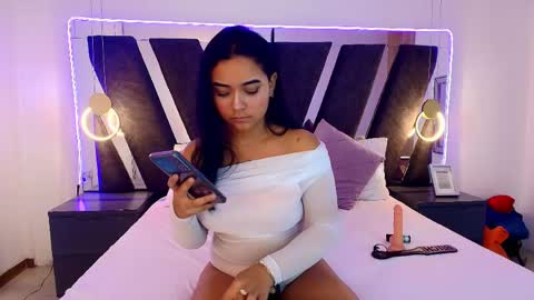 Snapshot of amber__jhonson_ chatting on 9, 6, 2026 Amber online show from 9, 6, 2026