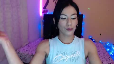 Amber online show from 2, 2, 2025