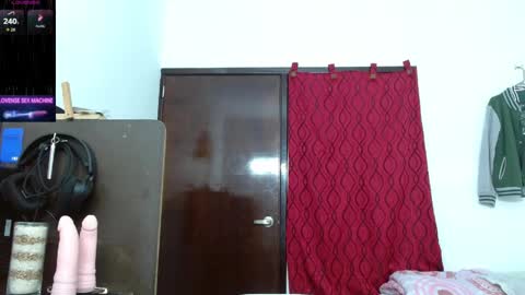 Snapshot of amber_kholin chatting on 24, 5, 2026 scarlett online show from 24, 5, 2026