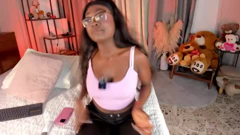 Snapshot of amber_maxwell chatting on 4, 6, 2026 Amber online show from 4, 6, 2026