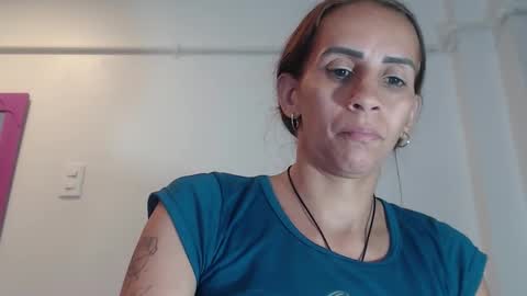 Amber Moore online show from 23, 10, 2025