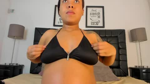 Snapshot of amber_roose75 chatting on 19, 4, 2026 julieta online show from 19, 4, 2026