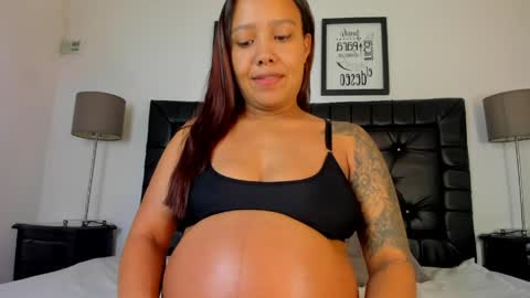 Snapshot of amber_roose75 chatting on 27, 5, 2026 julieta online show from 27, 5, 2026