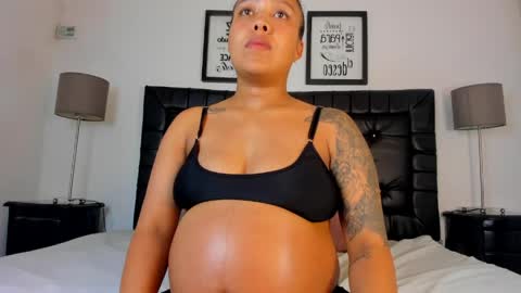 Snapshot of amber_roose75 chatting on 28, 5, 2026 julieta online show from 28, 5, 2026