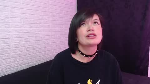 Snapshot of amber_rouss chatting on 5, 3, 2025 ROUSS online show from 5, 3, 2025