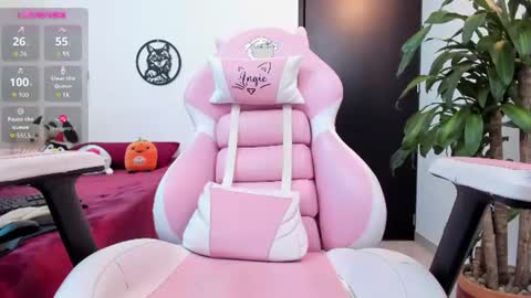 Snapshot of amber_sexy14 chatting on 28, 7, 2026 amber_sexy14 online show from 28, 7, 2026