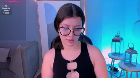 Snapshot of amberfarrell chatting on 13, 6, 2026 Amber online show from 13, 6, 2026