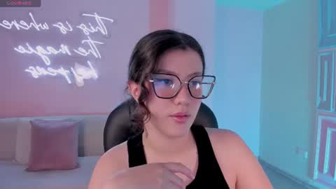 Snapshot of amberfarrell chatting on 14, 7, 2026 Amber online show from 14, 7, 2026