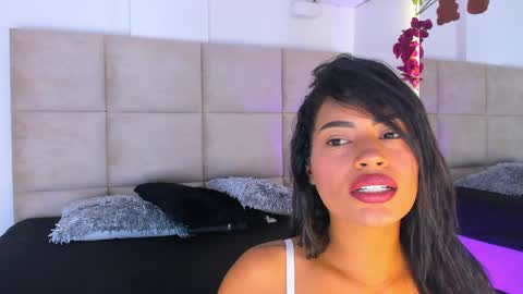 Amber  online show from 5, 4, 2026