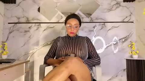 Snapshot of ambernix chatting on 30, 6, 2026 online show from 30, 6, 2026