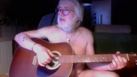 Snapshot of amberr11 chatting on 3, 2, 2026 Amberr11 online show from 3, 2, 2026