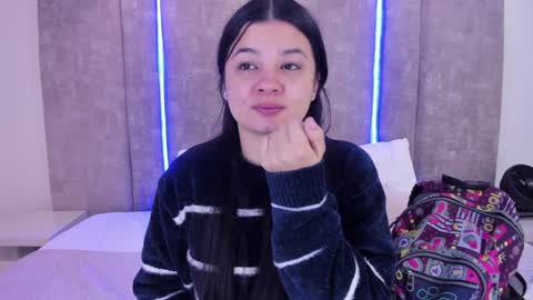 Amber Ferreira online show from 2, 12, 2024
