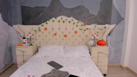 Amber Grey online show from 26, 10, 2025