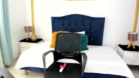 Snapshot of amberrsmith_ chatting on 3, 7, 2026 Amber online show from 3, 7, 2026