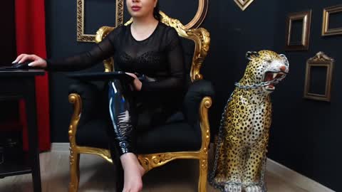 Snapshot of amberxsmithx chatting on 3, 1, 2025 AMBER online show from 3, 1, 2025